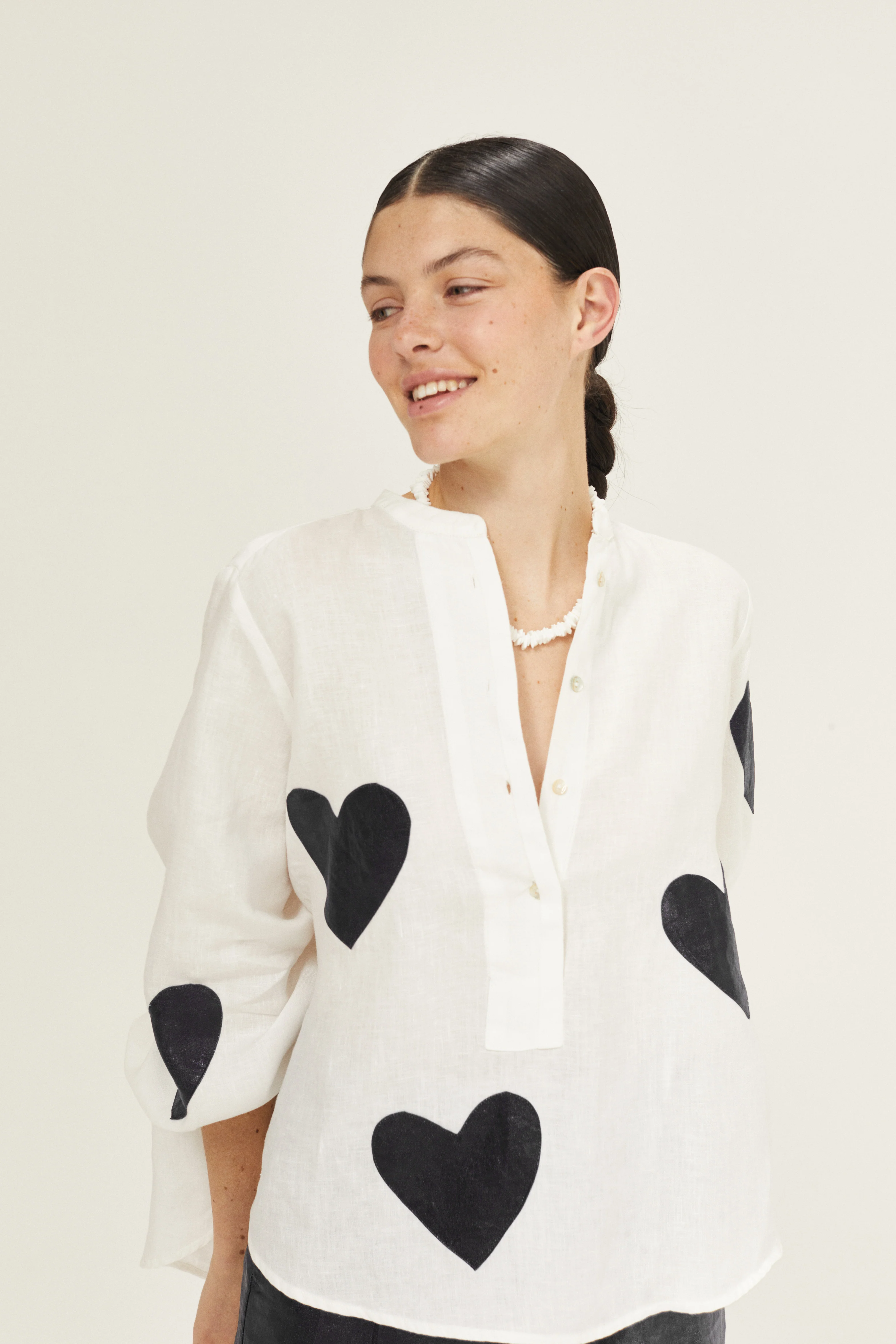 Cupid Linen Shirt - Off-White with Metallic Black Hearts – Lanhtropy