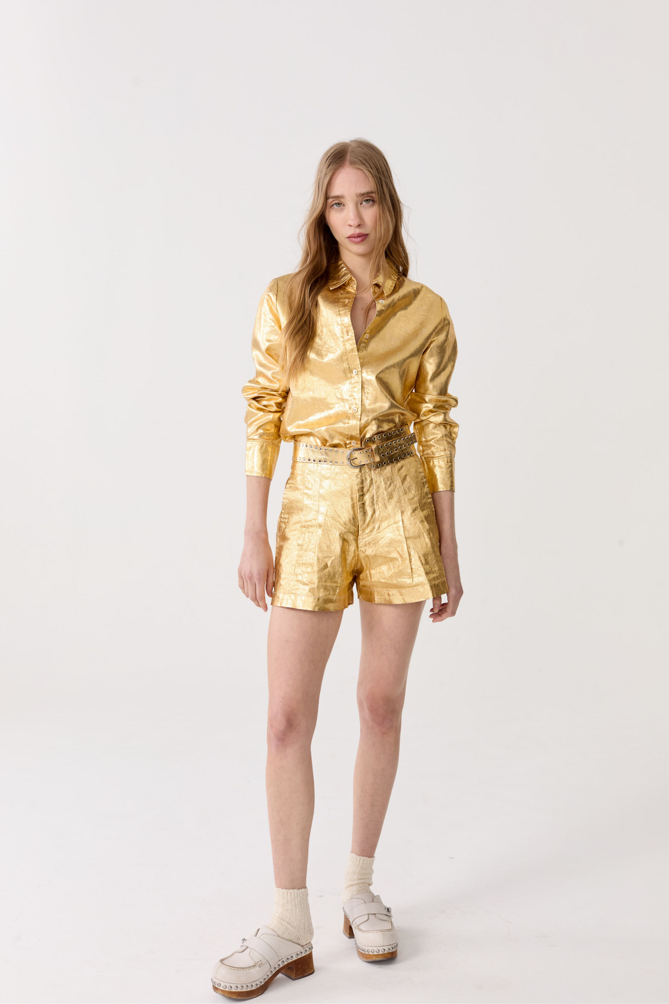 Frida Metallic Linen Shorts - Gold