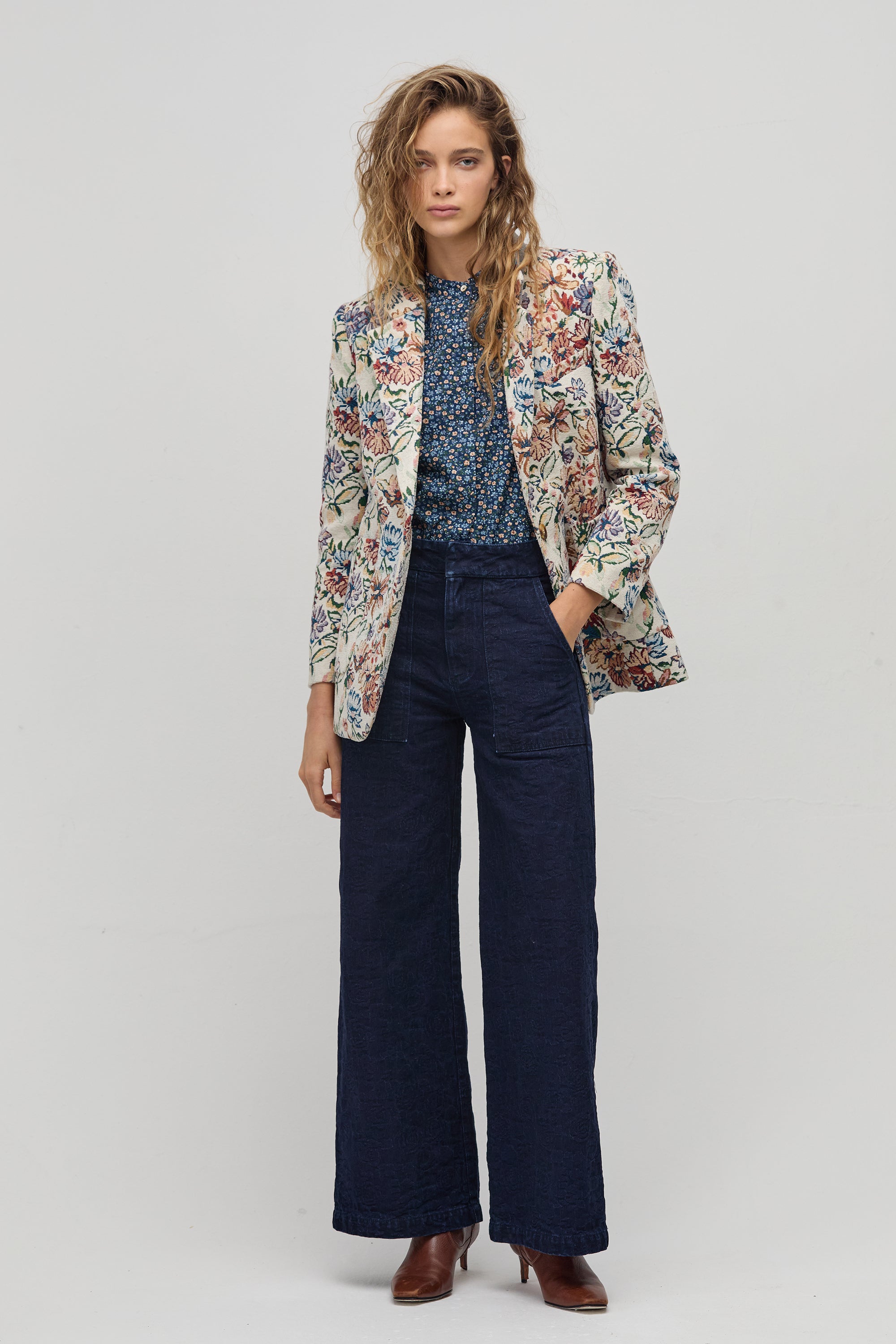 Miro Brocade Blazer - Floral Tapestry – Lanhtropy