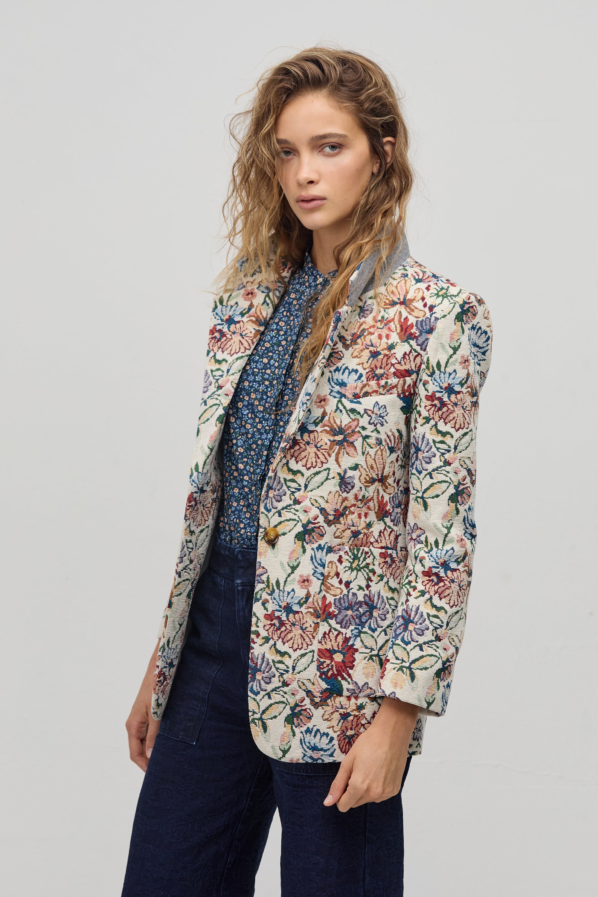 Miro Brocade Blazer - Floral Tapestry – Lanhtropy