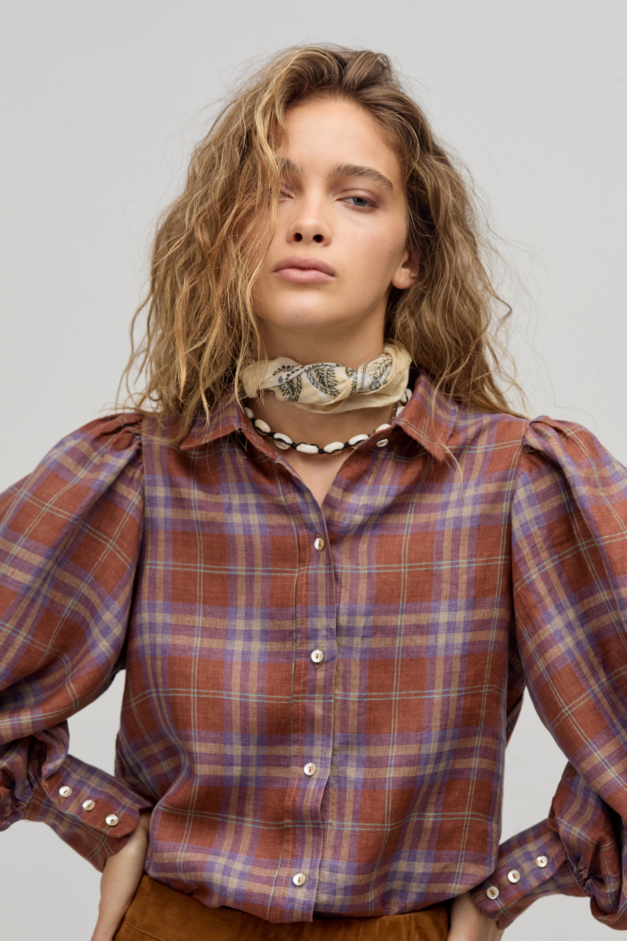 Camille Linen Shirt - Hazelnut Checks – Lanhtropy