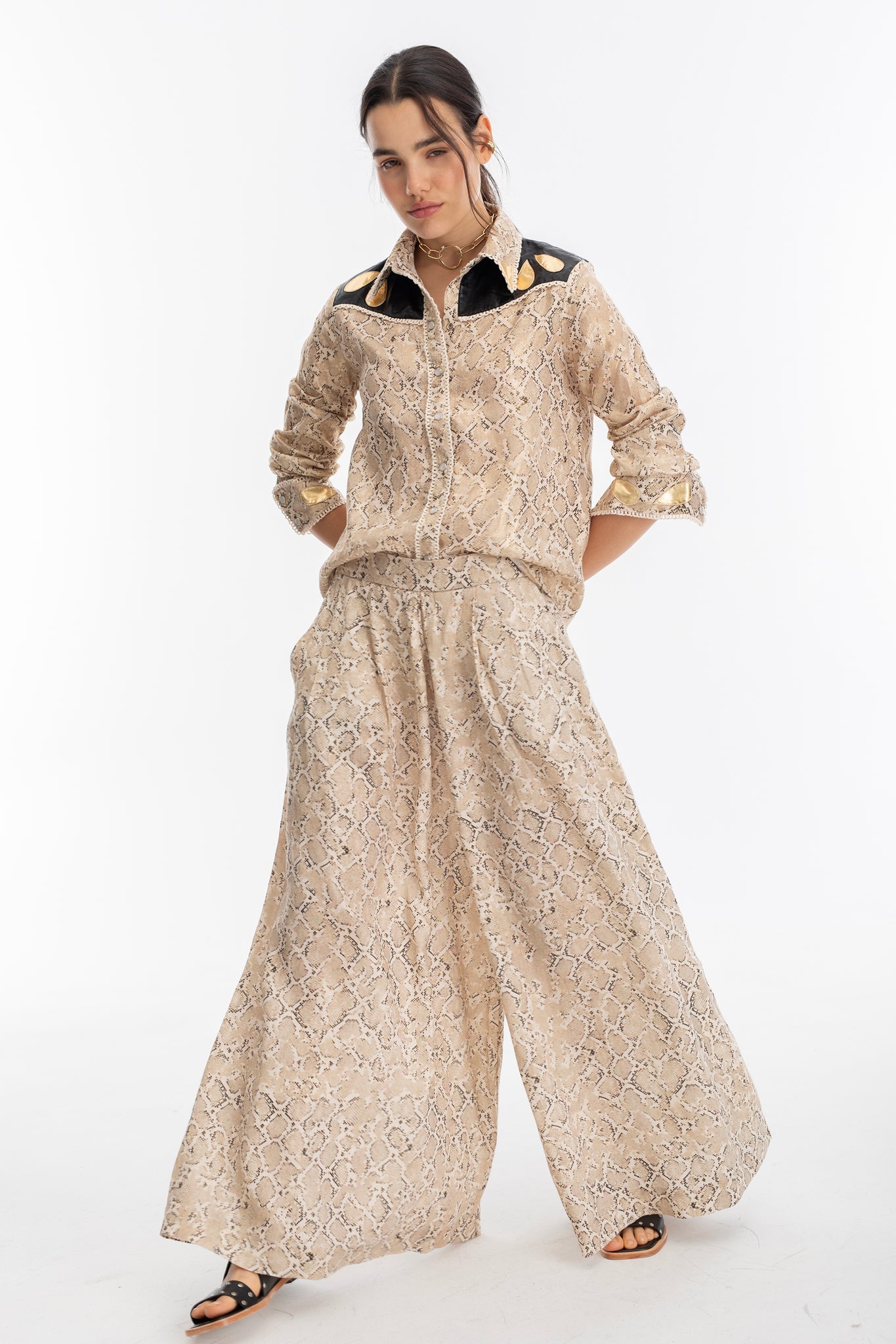 Sabi Metallic Linen Pants - Snake Print