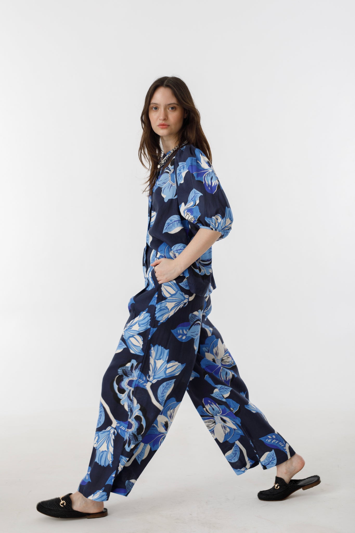 Culotte Linen Pants - Navy Hibiscus Print