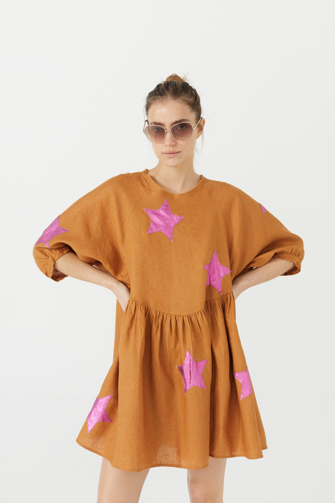 Alcala Linen Dress - Caramel with Stars